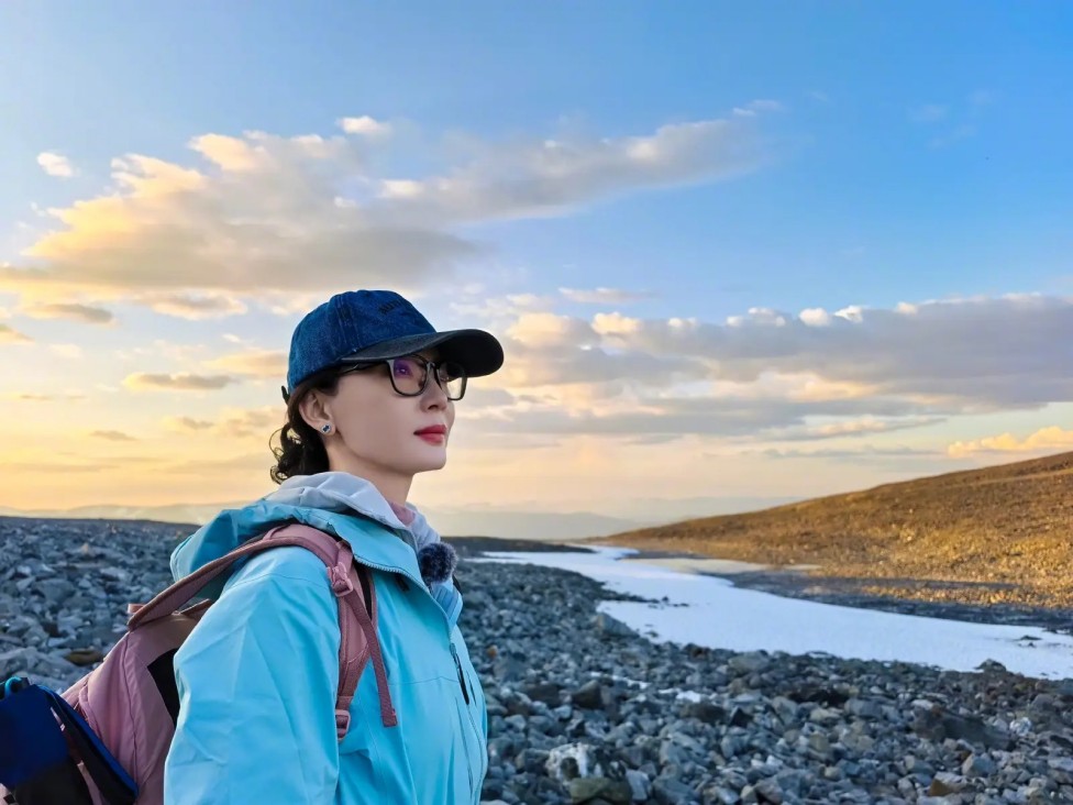 《下一个台风》被抵制!方励报警澄清“我不认识于朦胧”