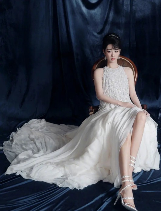 香港知名女星找追求者借精生子，惨遭对方拒绝，默默完成冻卵手术