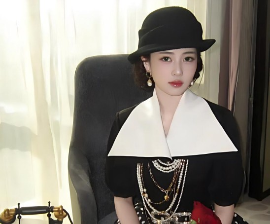 人口萎缩时代，县城的老与病